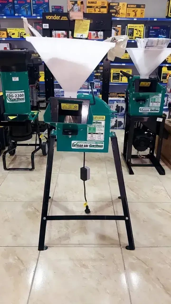 Forrageira e triturador Elétrica de 1.5hp mono Garthen (Nova)
