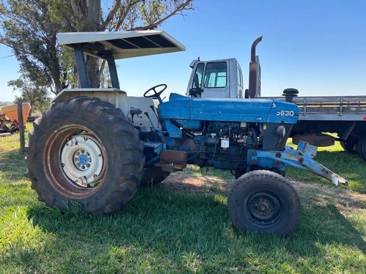 Trator Ford 5630 - Foto 3