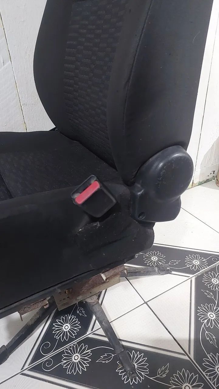 Banco de carro - Foto 2