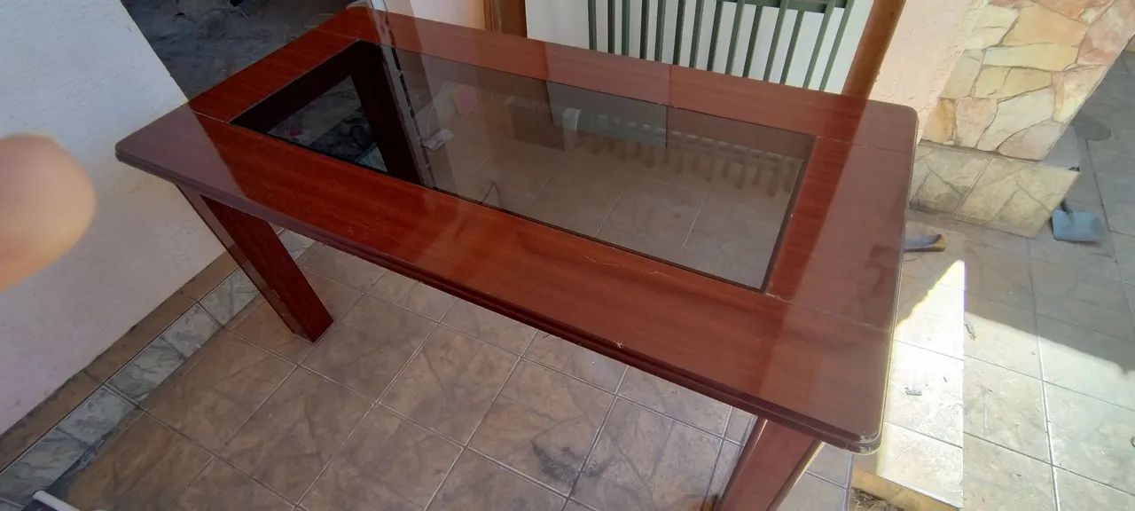 Vendo mesa de jantar com tampo de vidro  - Foto 2