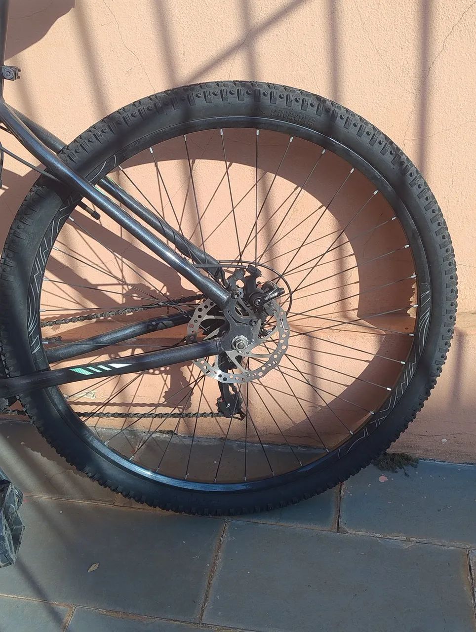 Bicicleta aro 29, First 21 marchas  - Foto 3