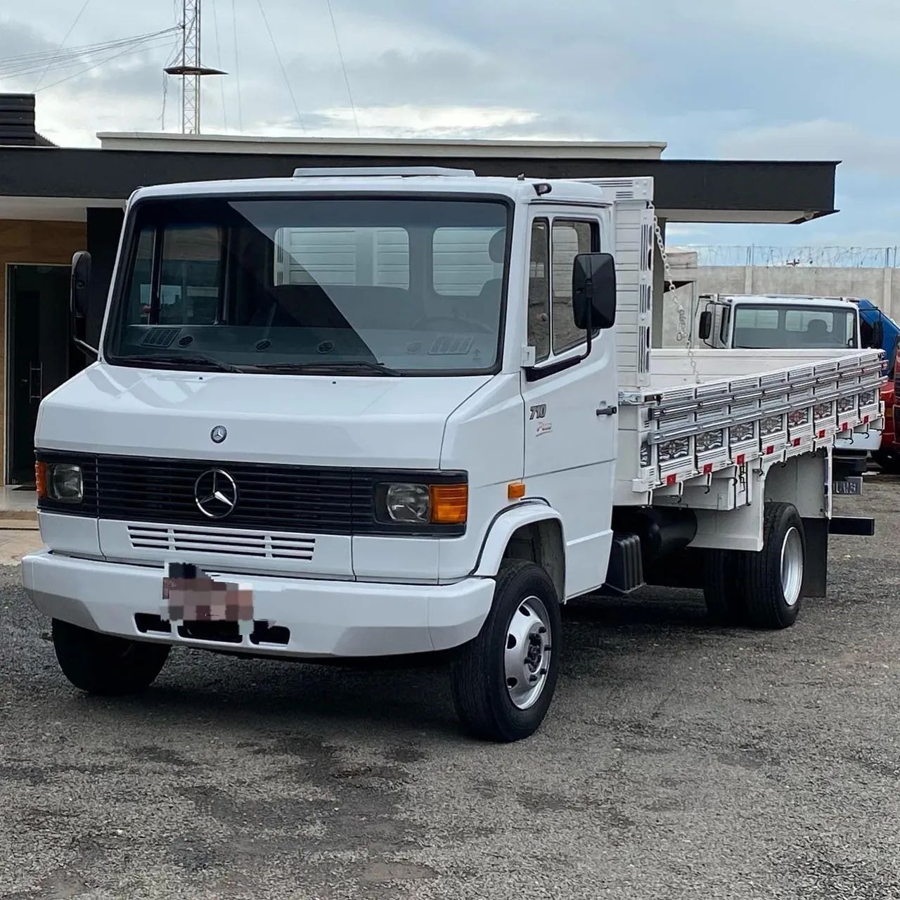 Mr Benz 710 plus 2012