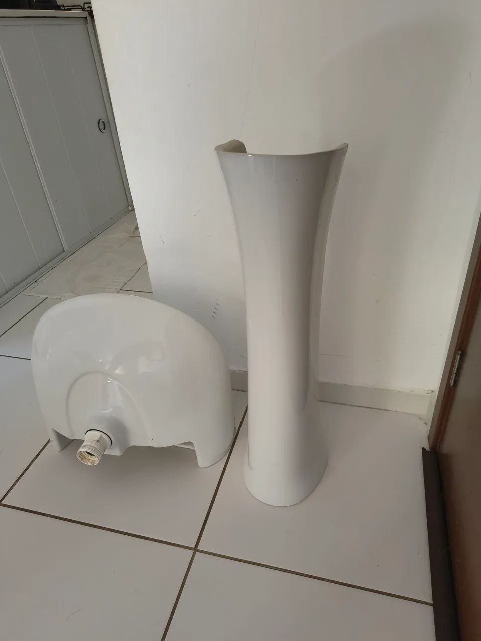 Pia com coluna Celite