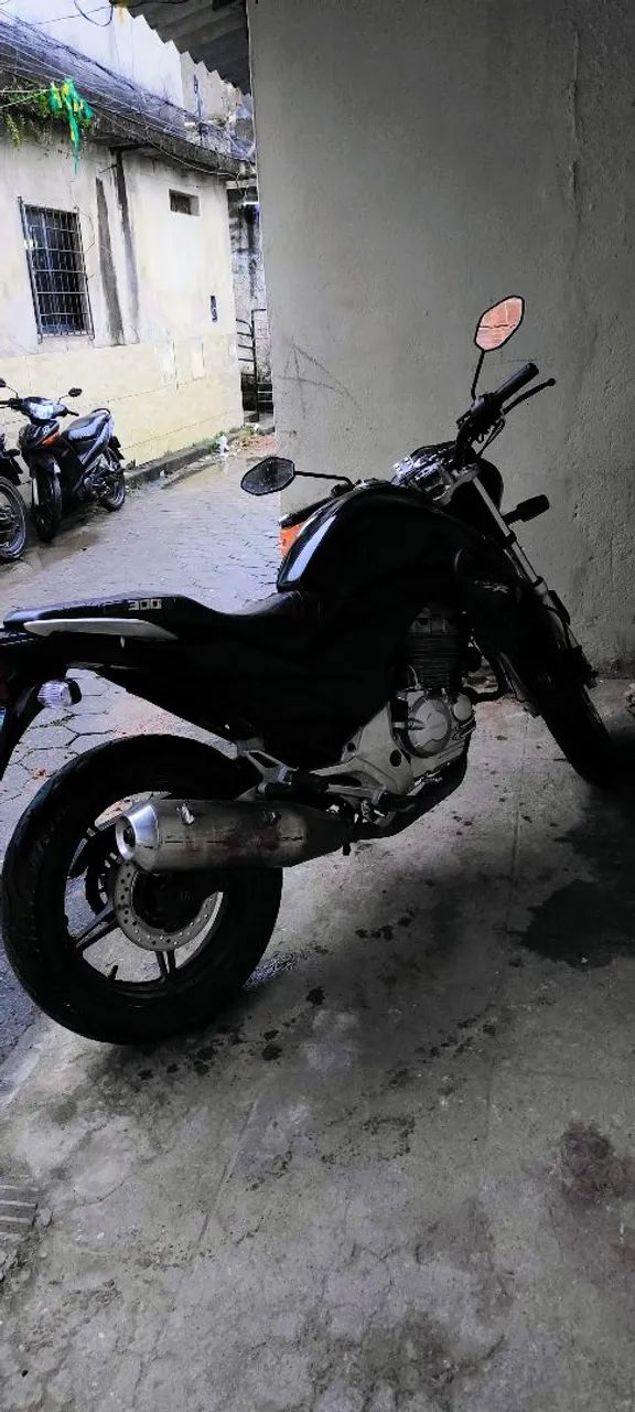 Moto cb300r 2014