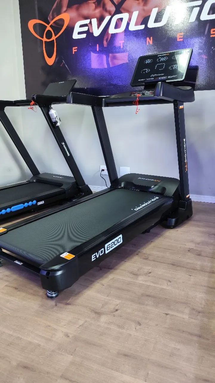Esteira Profissional Evolution EVO-6200