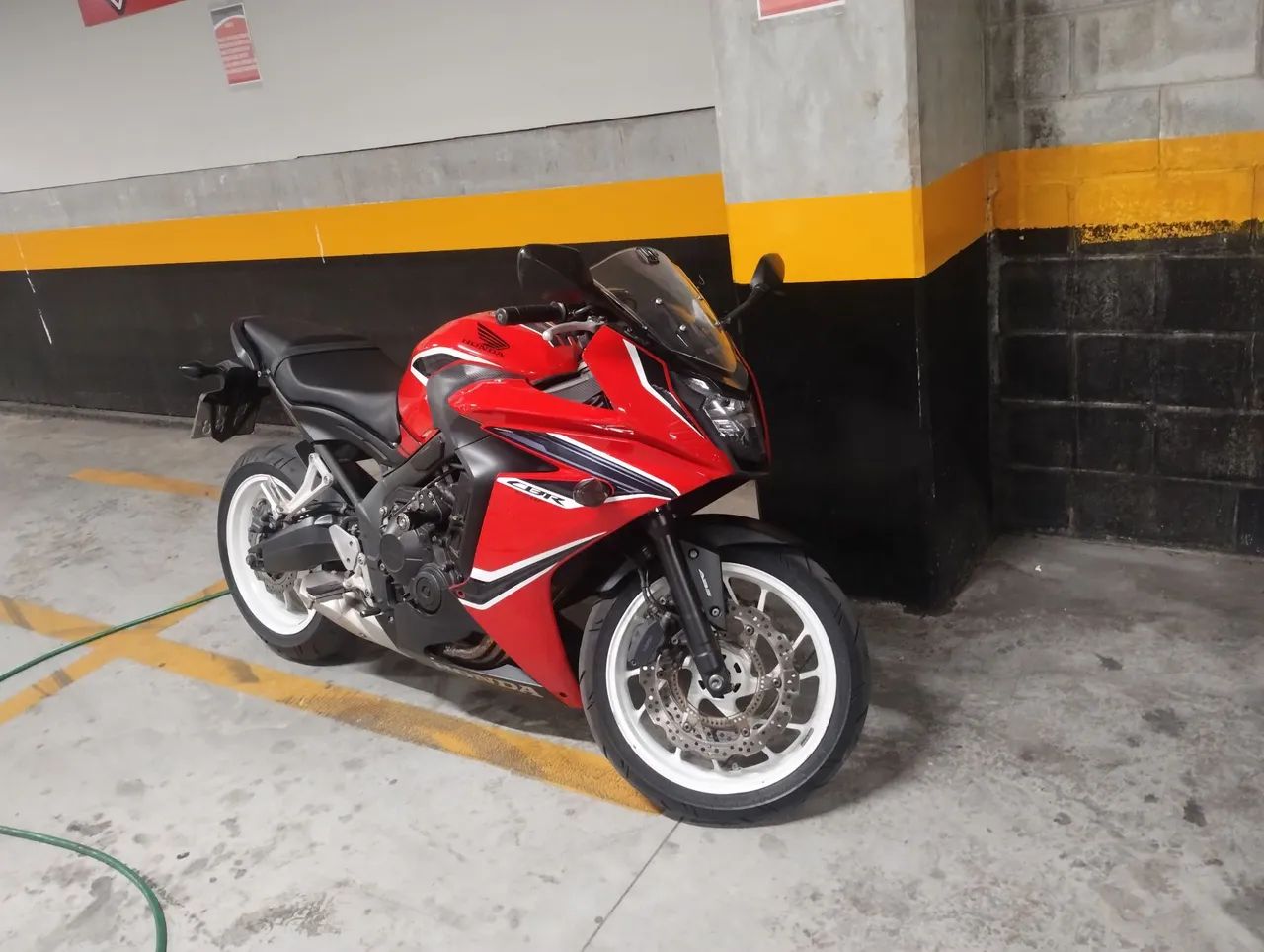 Honda CBR 2018 - Foto 5