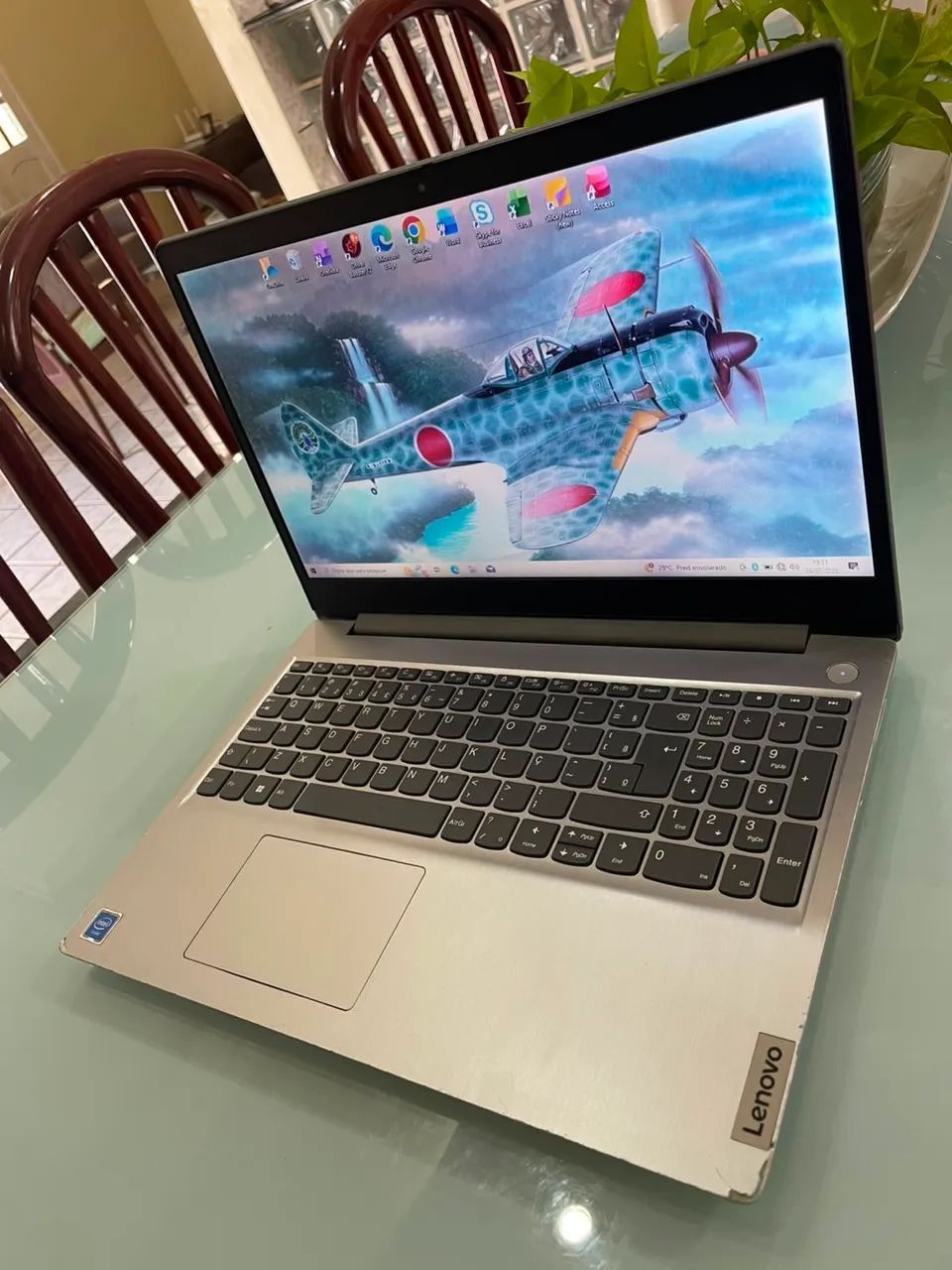 Notebook Lenovo 3i com SSD NVME M2