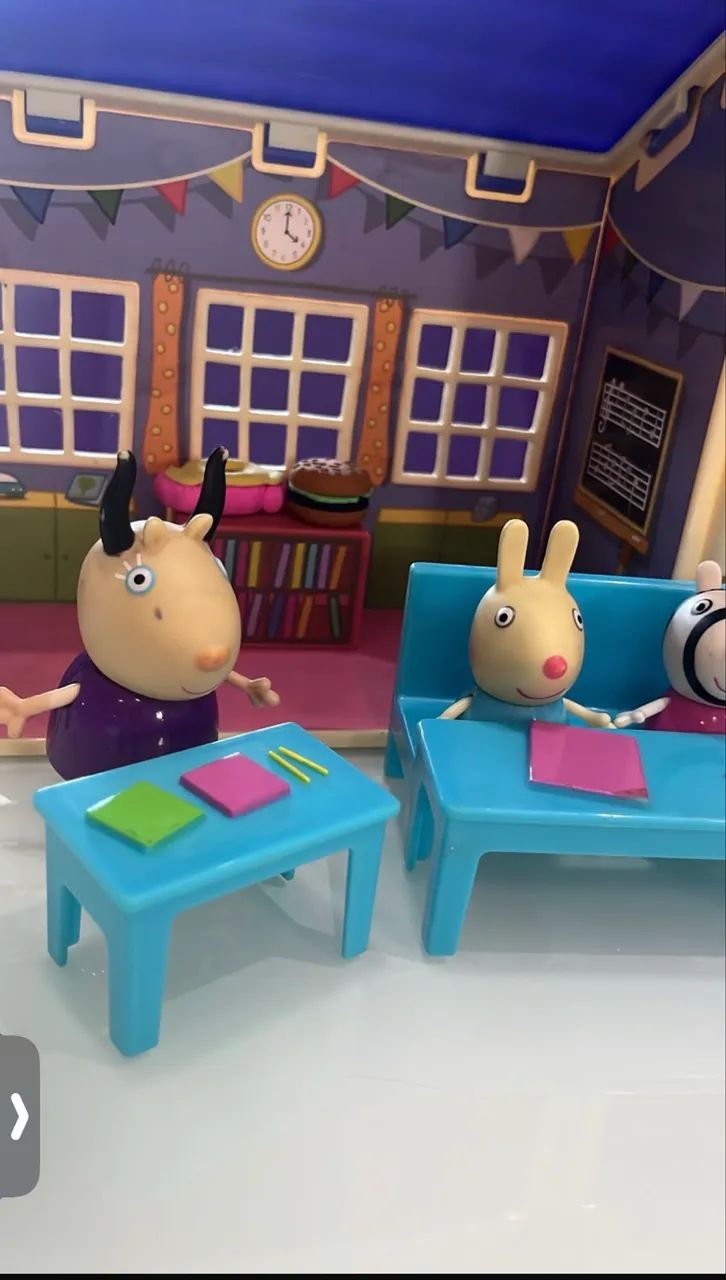 Escola da peppa com personagens  - Foto 5