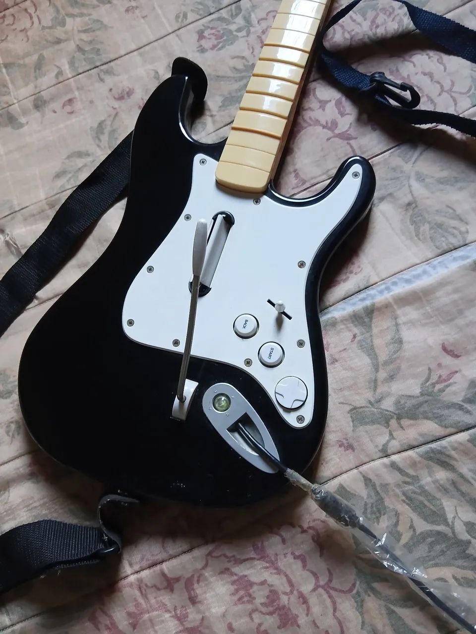 Guitarra Xbox 360 - bom estado - Foto 2