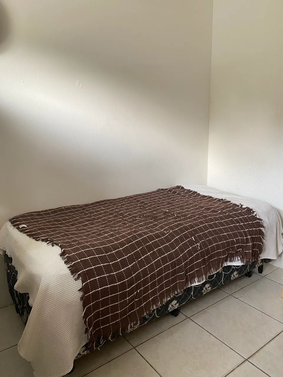 Sofá Cama / Cama Box Solteiro - Compacta