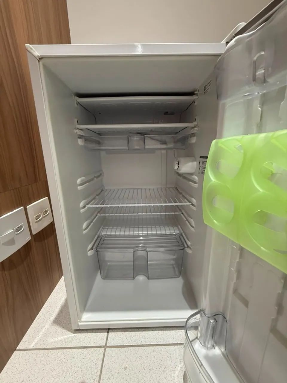 FRIGOBAR CONSUL - CONSERVADO E PRONTO PARA USO - Foto 3