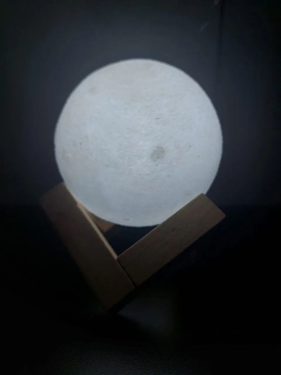 LUMINÁRIA DE LUA LED ABAJUR COM BASE DE APOIO - Foto 3