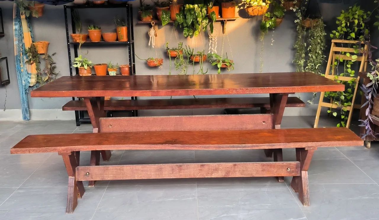 VENDO MESA DE MADEIRA MACIÇA  - Foto 3