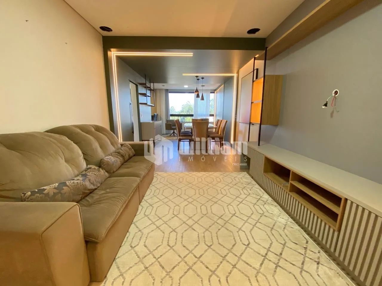 APARTAMENTO MOBILIADO, EQUIPADO E DECORADO NO CENTRO DE BRUSQUE - Foto 2