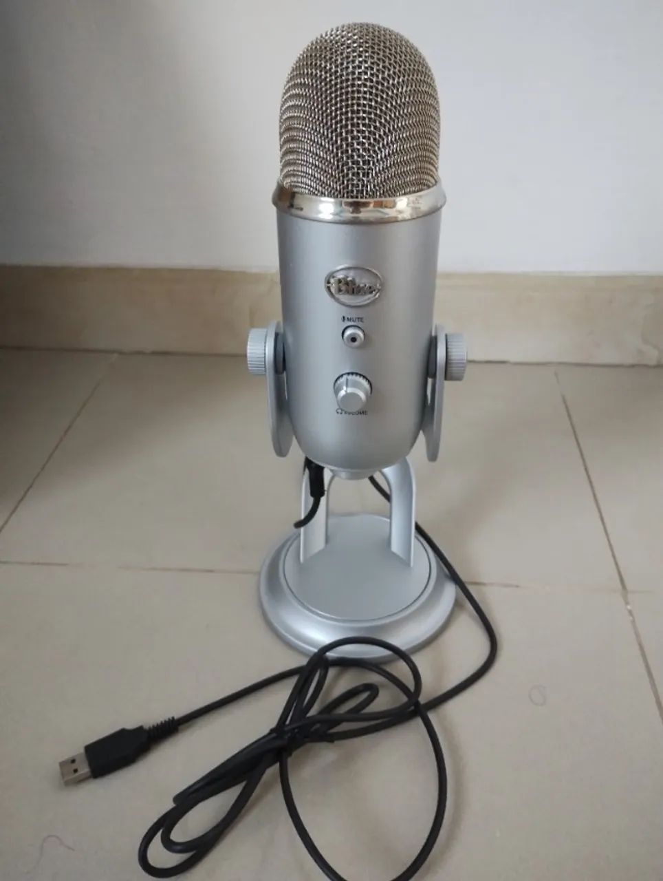 配信機器・PA機器・レコーディング機器 Blue Microphones Yeti - Silver Amazon.co.jp: Blue Microphones Yeti USB Microphone : Musical
