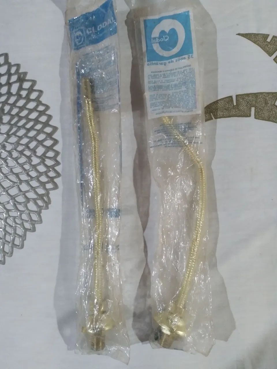 2 New Metal Flexible Hoses for Water (Bathroom/Kitchen)
