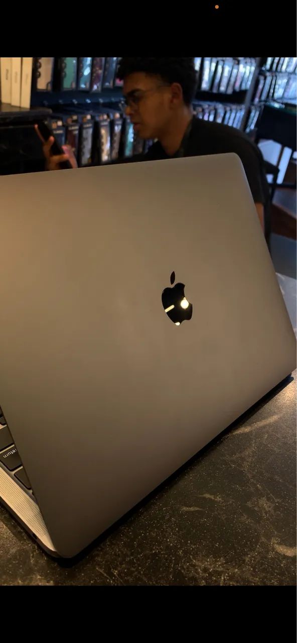 MacBook M2 Pro - Foto 2