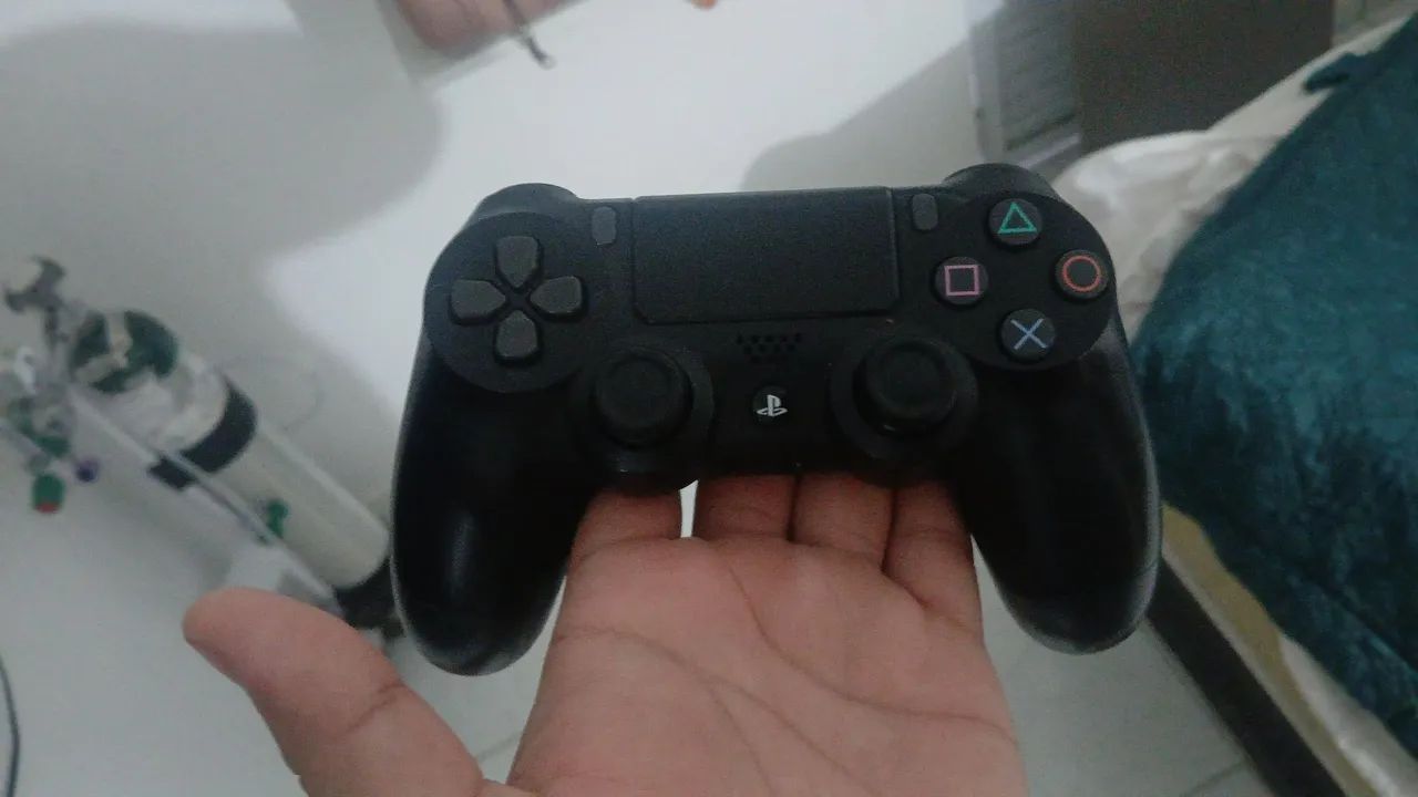 PLAYSTATION 4 - Foto 3