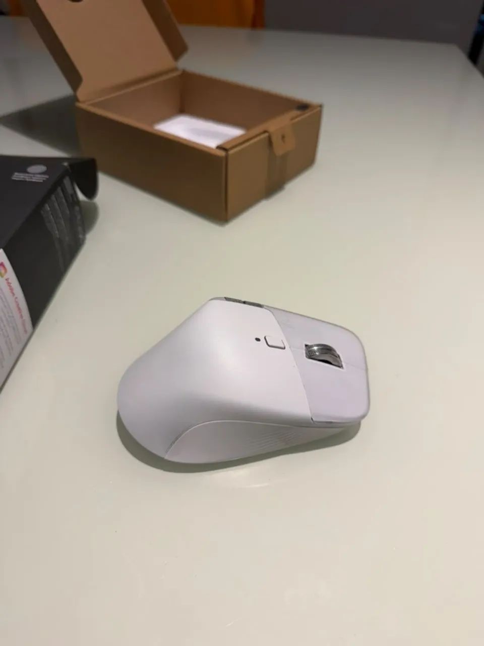 Mouse Logitech MX Master 4 - Foto 5