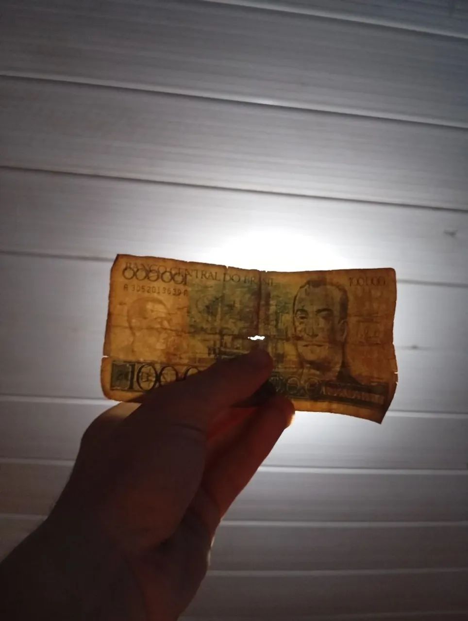 Vendo uma nota de cem mil cruzeiro!! - Foto 4