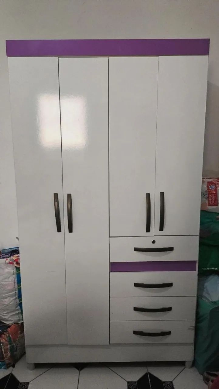 Guarda roupa infantil 