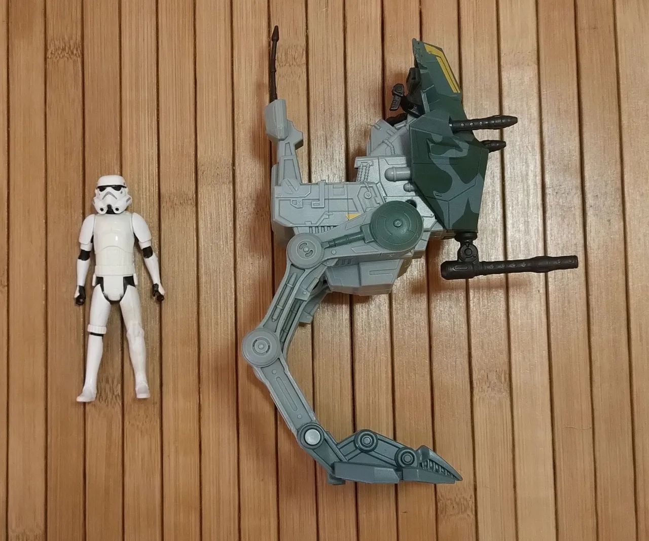 Star Wars - Stormtrooper e AT-RT
