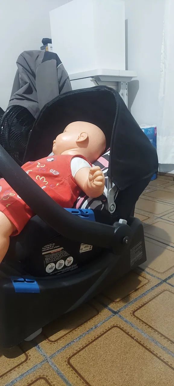 Vendo bebê conforto com base burigoto  - Foto 3