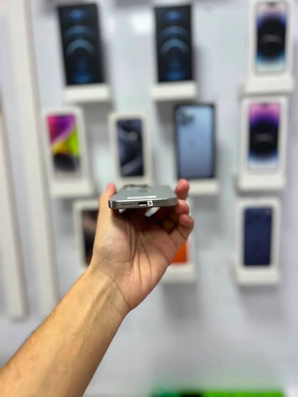 iPhone 16 Pro - 128GB  ?4.899,00 - Foto 3
