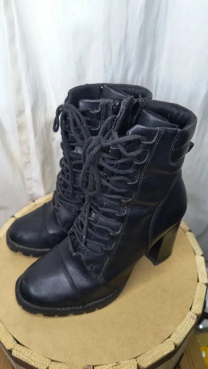 Bota coturno tamanho 35 - Foto 5