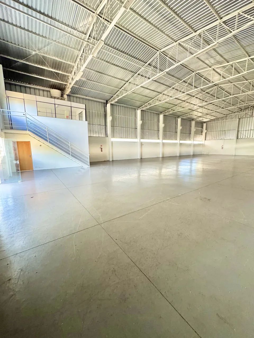 BARRACÃO 593M² - PARQUE EMPRESARIAL JEQUITIBÁ | CONDOMÍNIO FECHADO - Foto 5