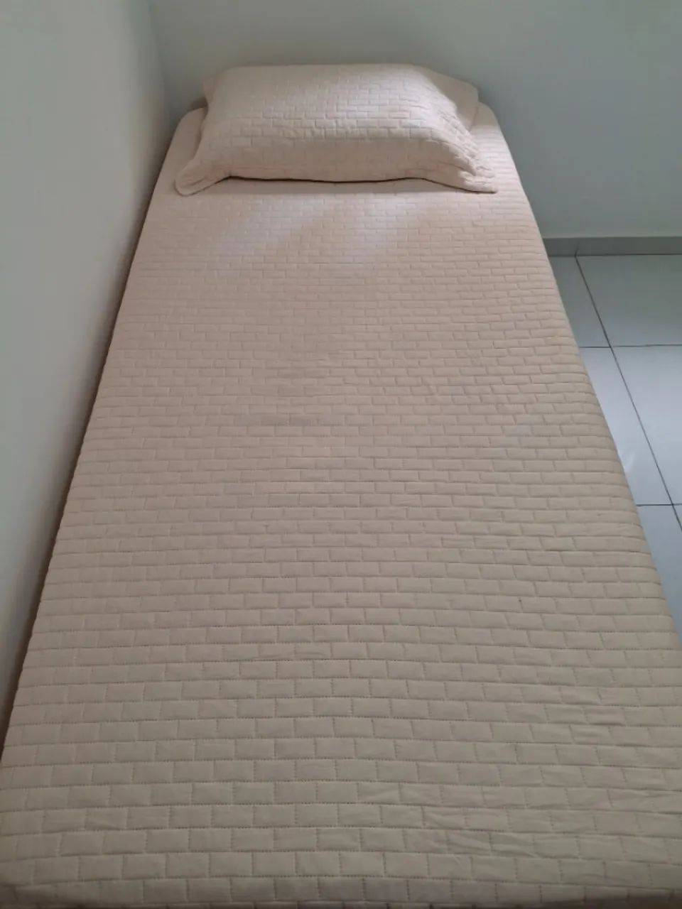 Cama solteiro 