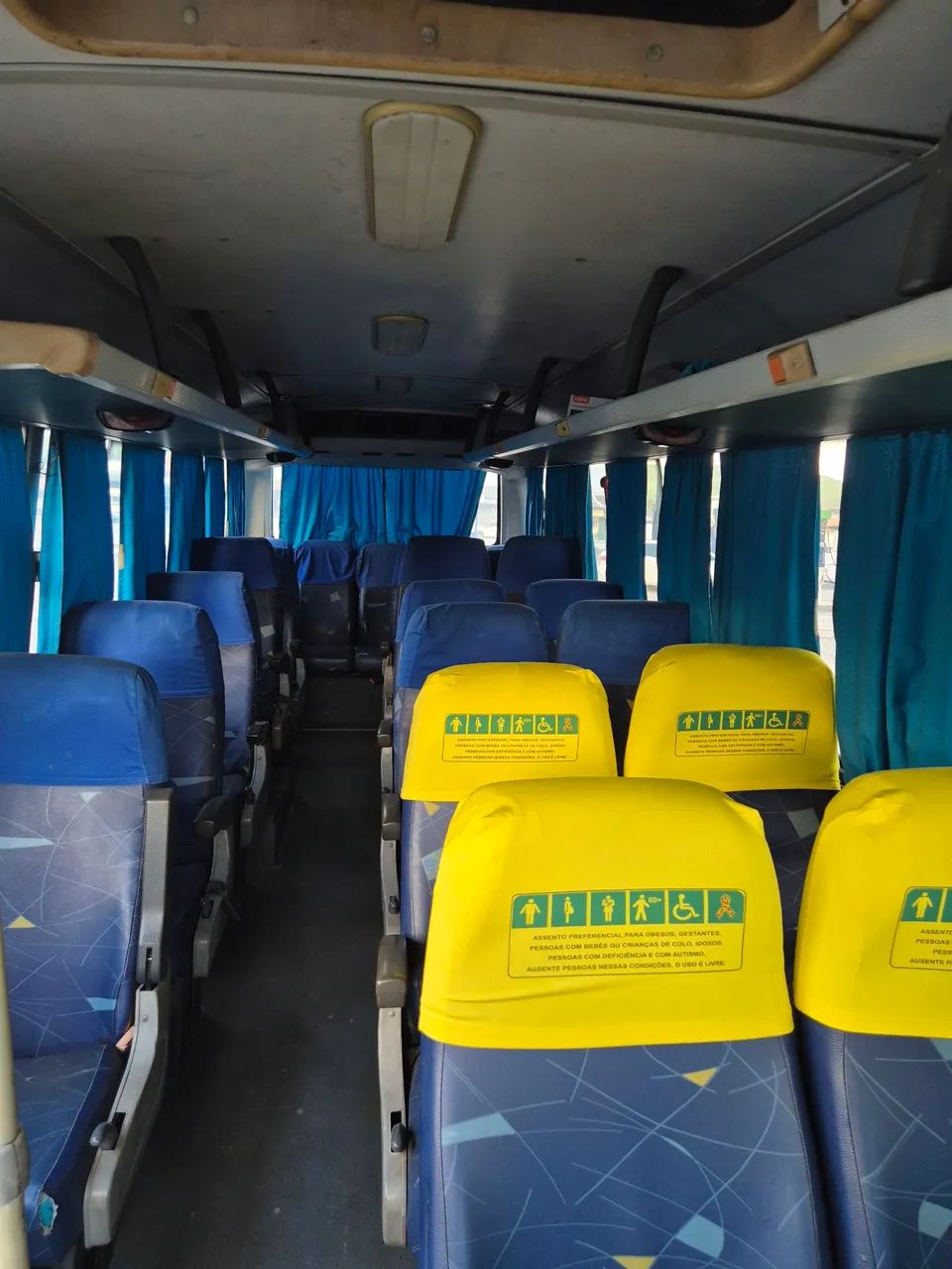 VENDO MICRO VOLARE V8 2011 COM AR CONDICIONADO  - Foto 5