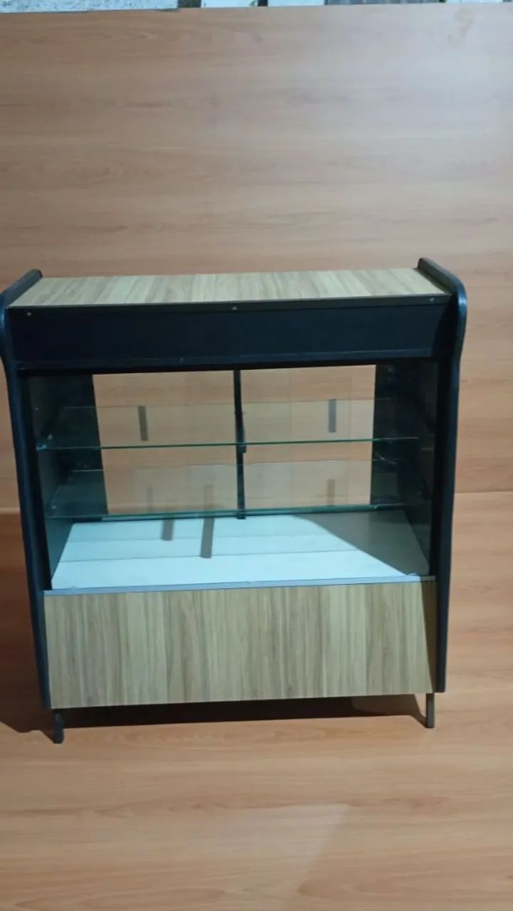 Balcão vitrine 