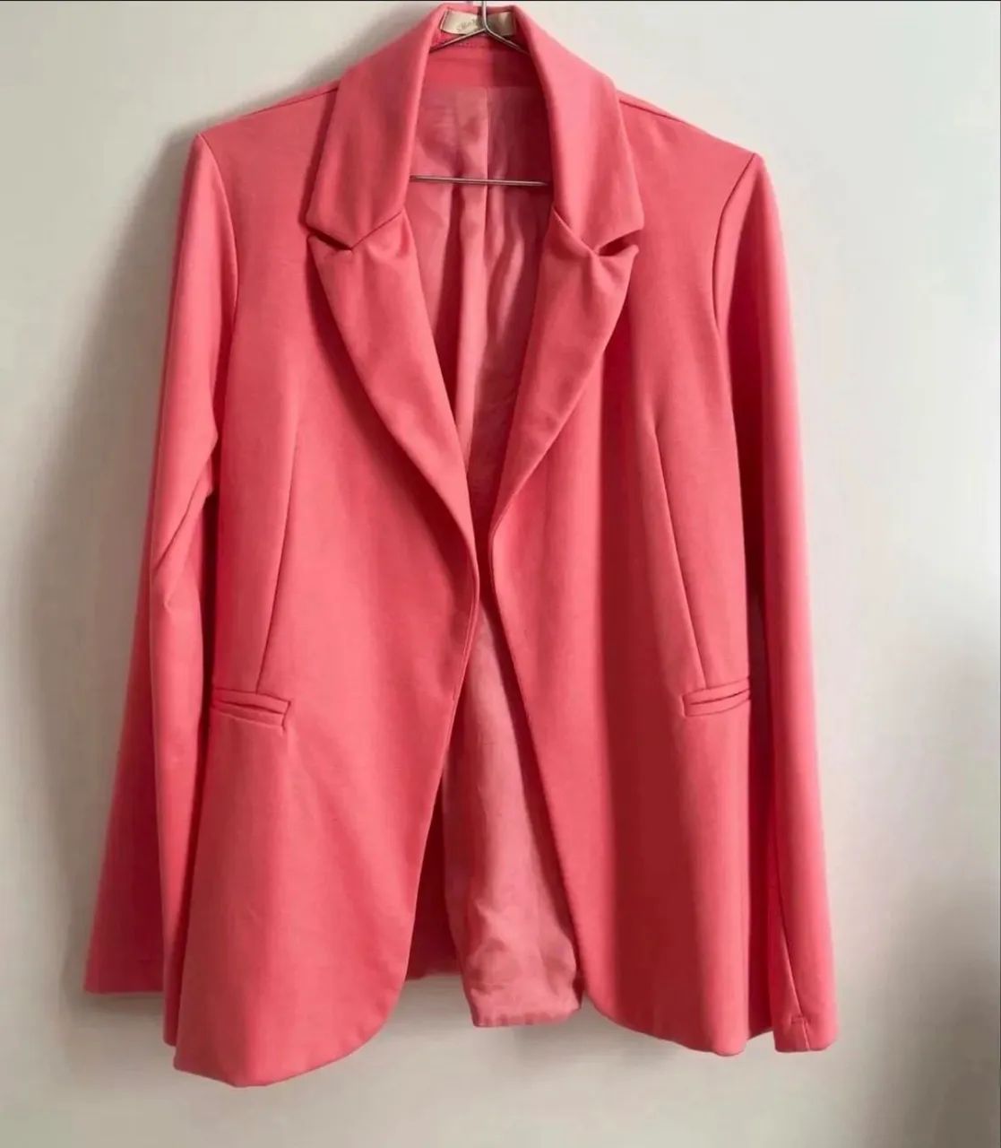 Blazer rosa coral sem uso