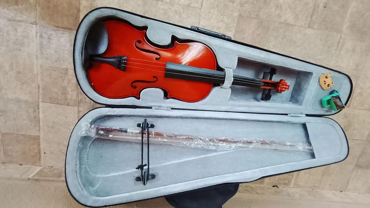 Violino Vogga 4/4 VON144N - com Case - Foto 3