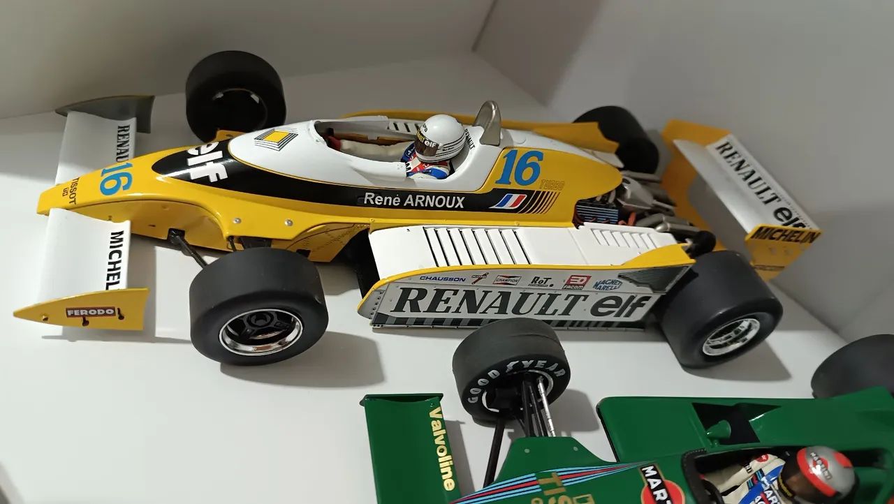 MINIATURA F1 1:18 - Foto 4