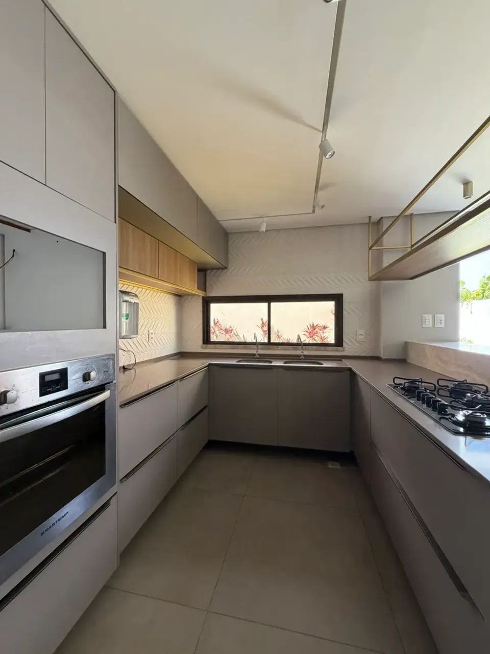 Excelente casa para locação no centro do Eusébio - Foto 3