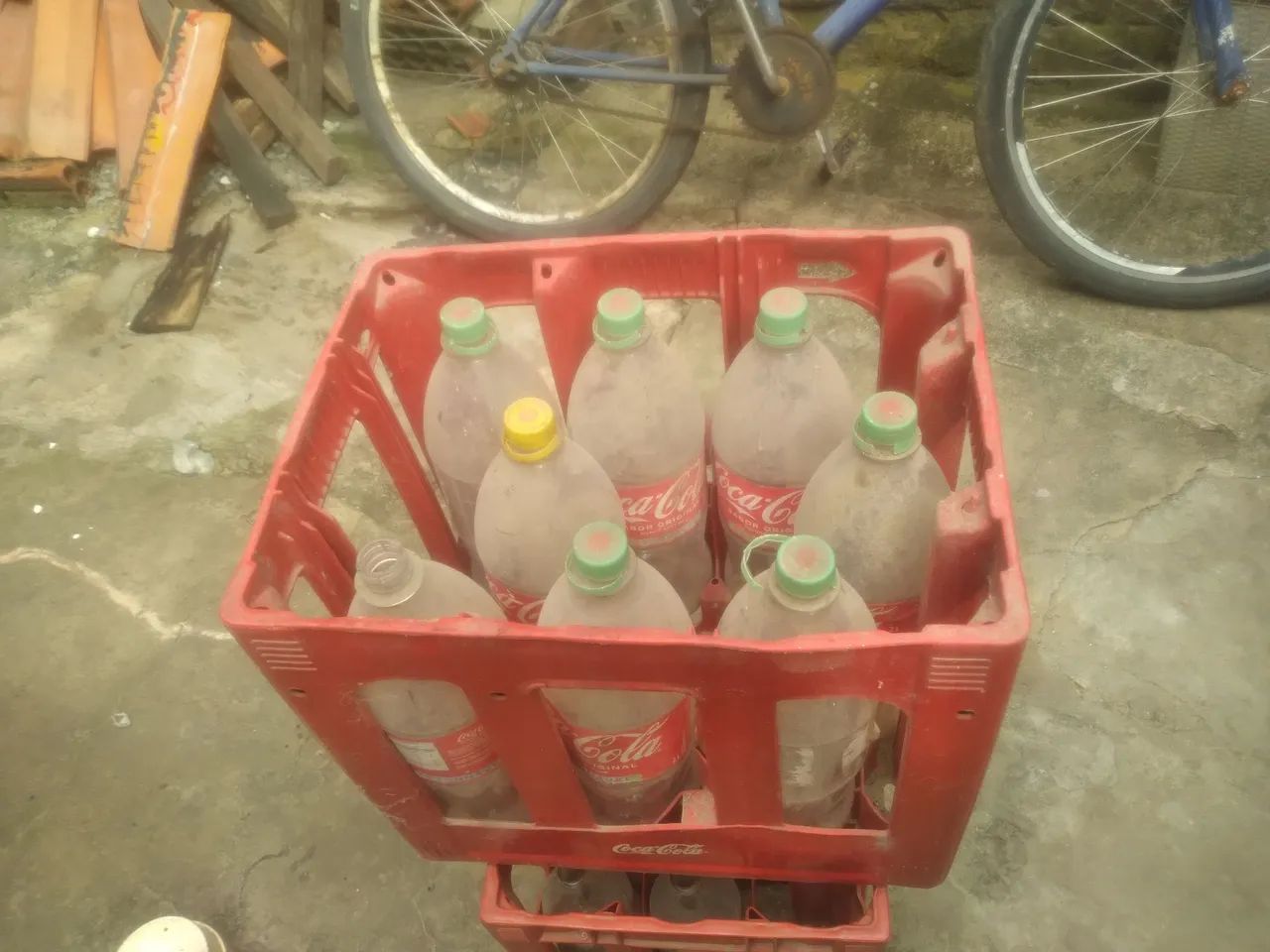 Vasilhames de  cerveja completa e de coca cola de 1l e 2l e ks - Foto 5