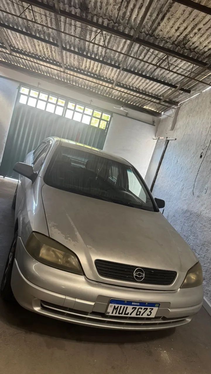 Chevrolet Astra GL 1.8 MPFI 3P 1999