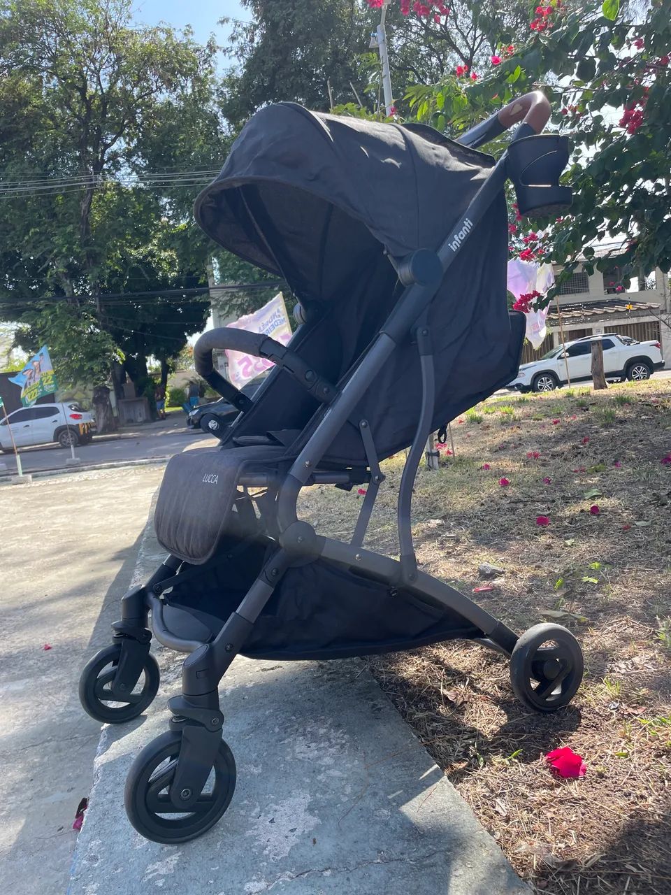 Carrinho de bebê. - Foto 2