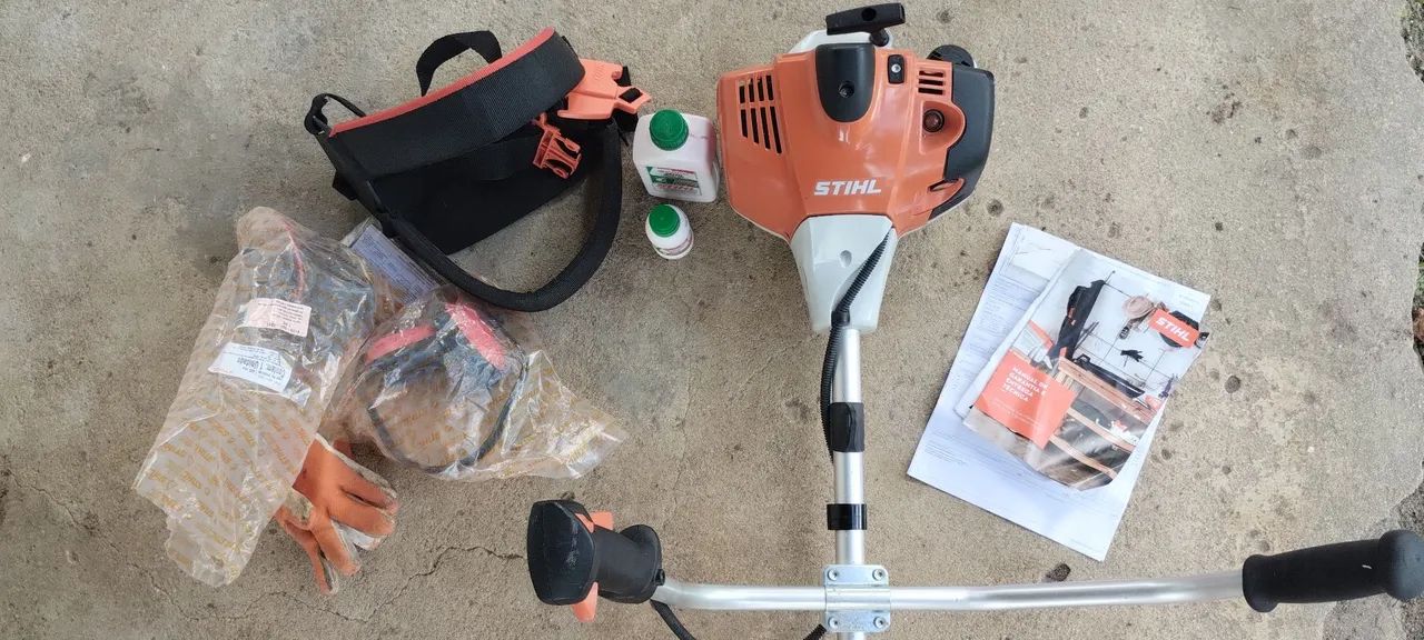 Roçadeira Seminova Pouquíssimo Usada - 2HP - Completa