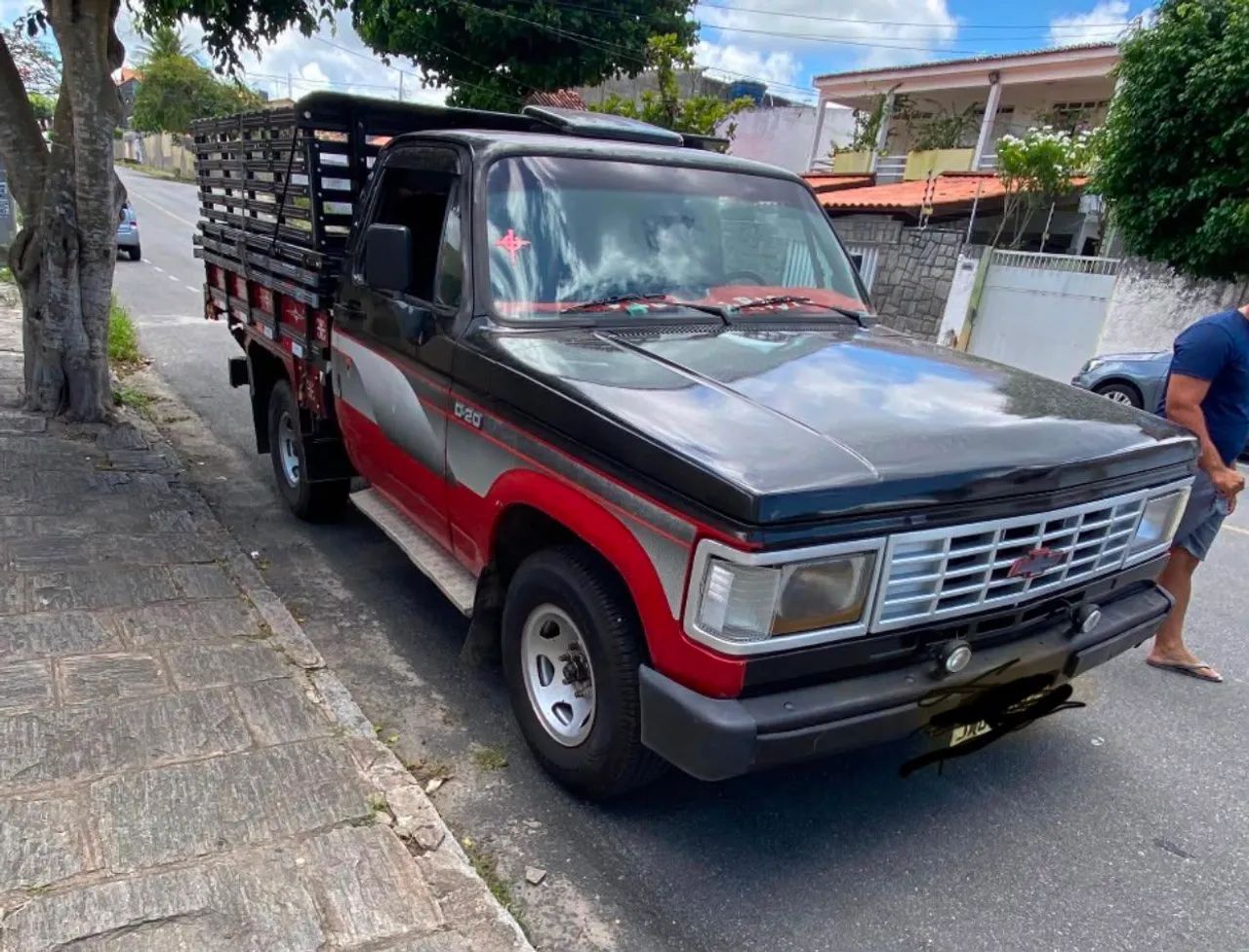 Chevrolet D-20 D-20 S 3.9/4.0 Turbo Diesel 1985