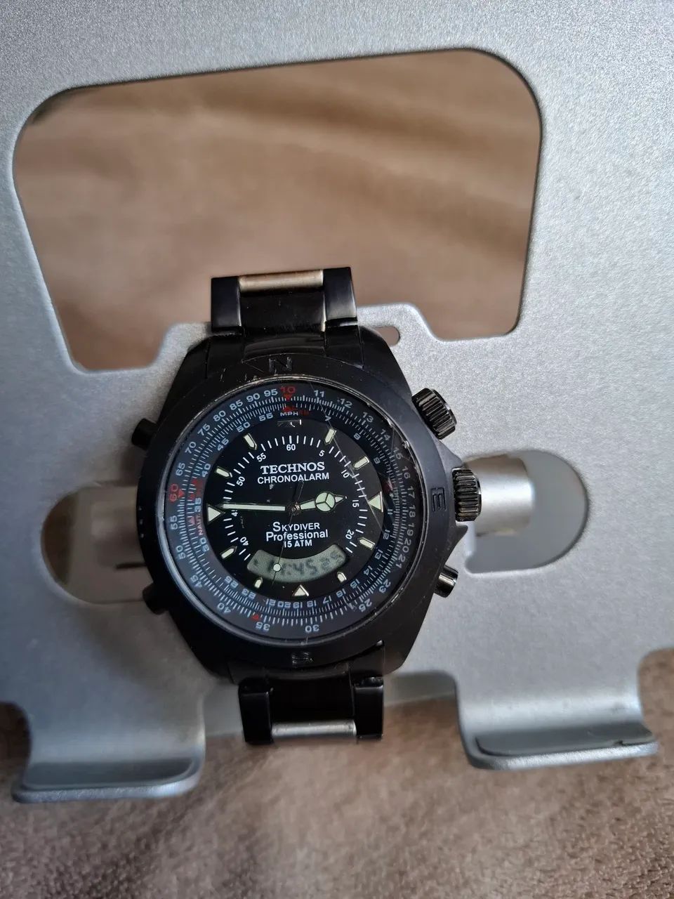 Relógio Technos Skydiver - Oportunidade 