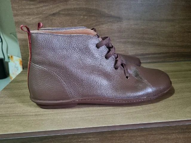 Bota de couro legítimo da Soulier 