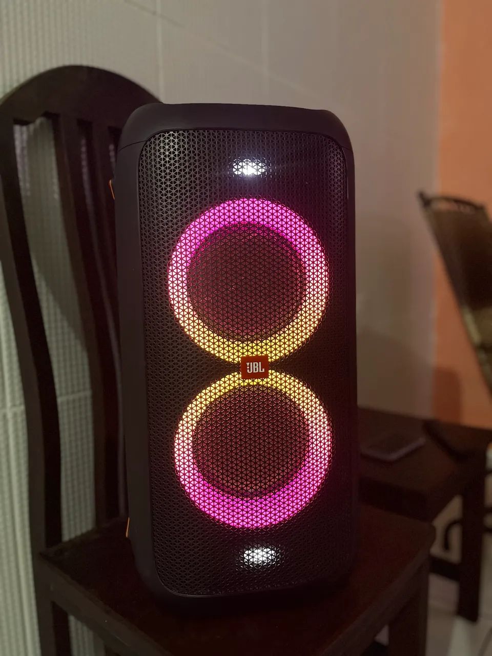 Jbl partybox 100