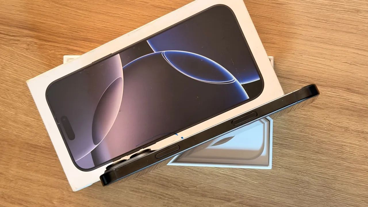 iPhone 16 pro Max  - Foto 3