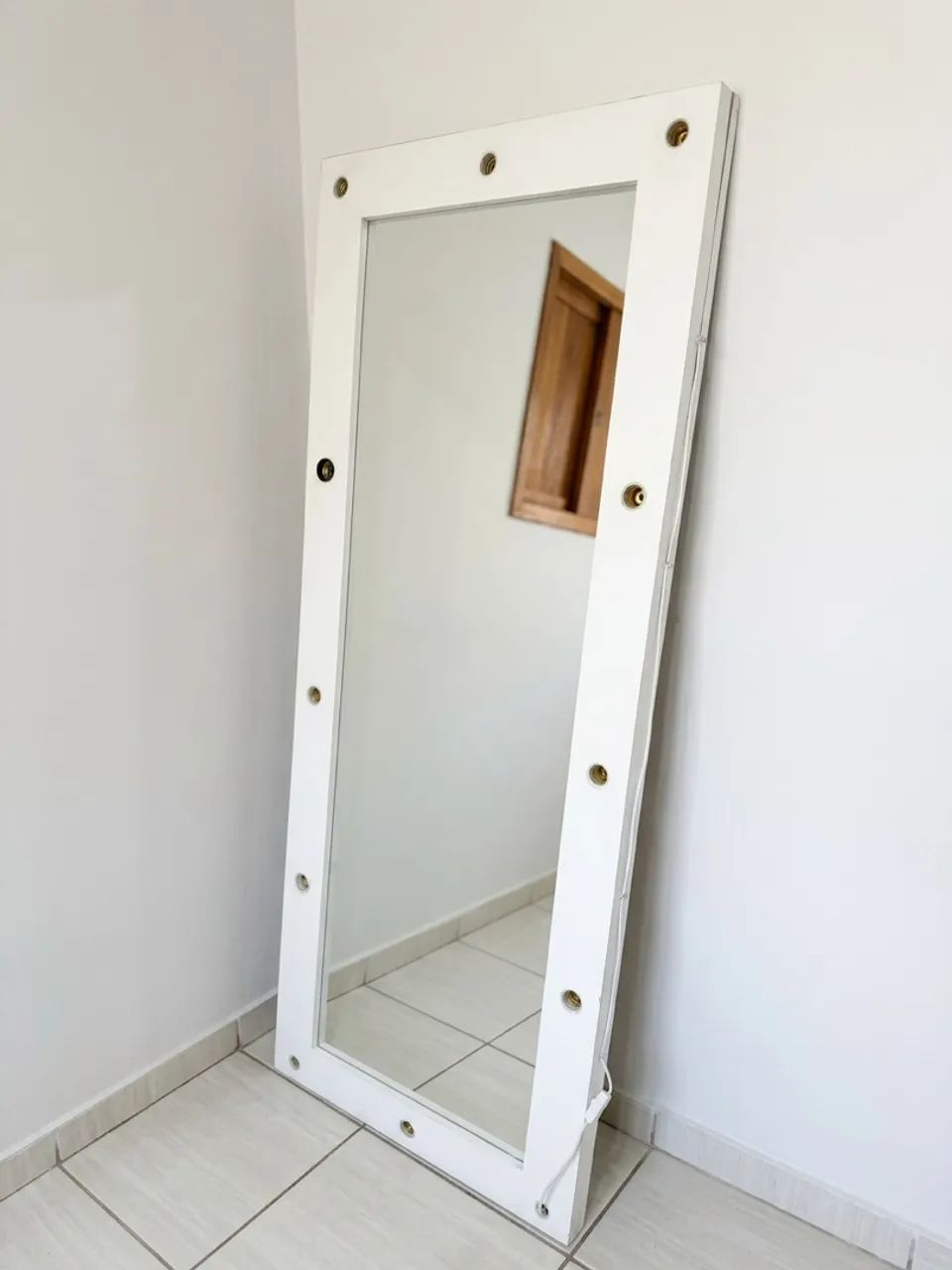 ESPELHO COM LAMPADA