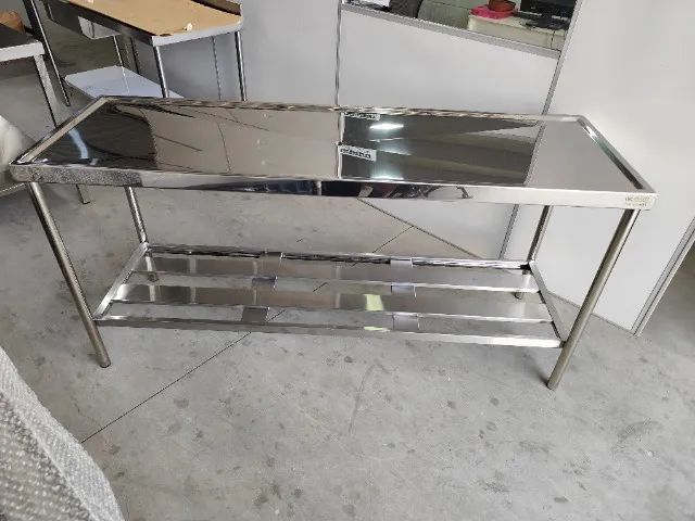 Bancada Inox 2,20x0,70x0,90 com Prateleira 