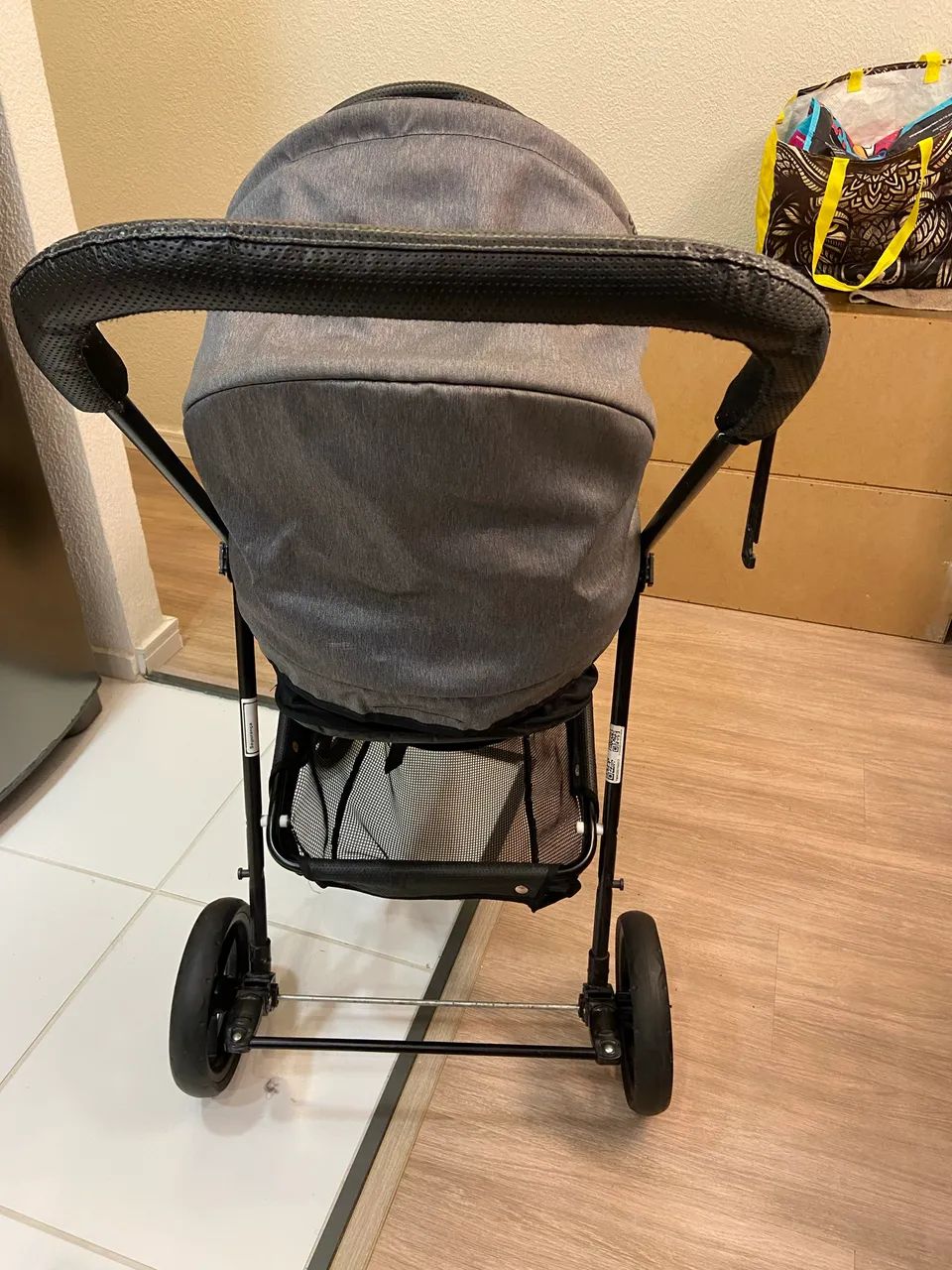 Carrinho de bebe galzerano + bebê conforto  - Foto 2