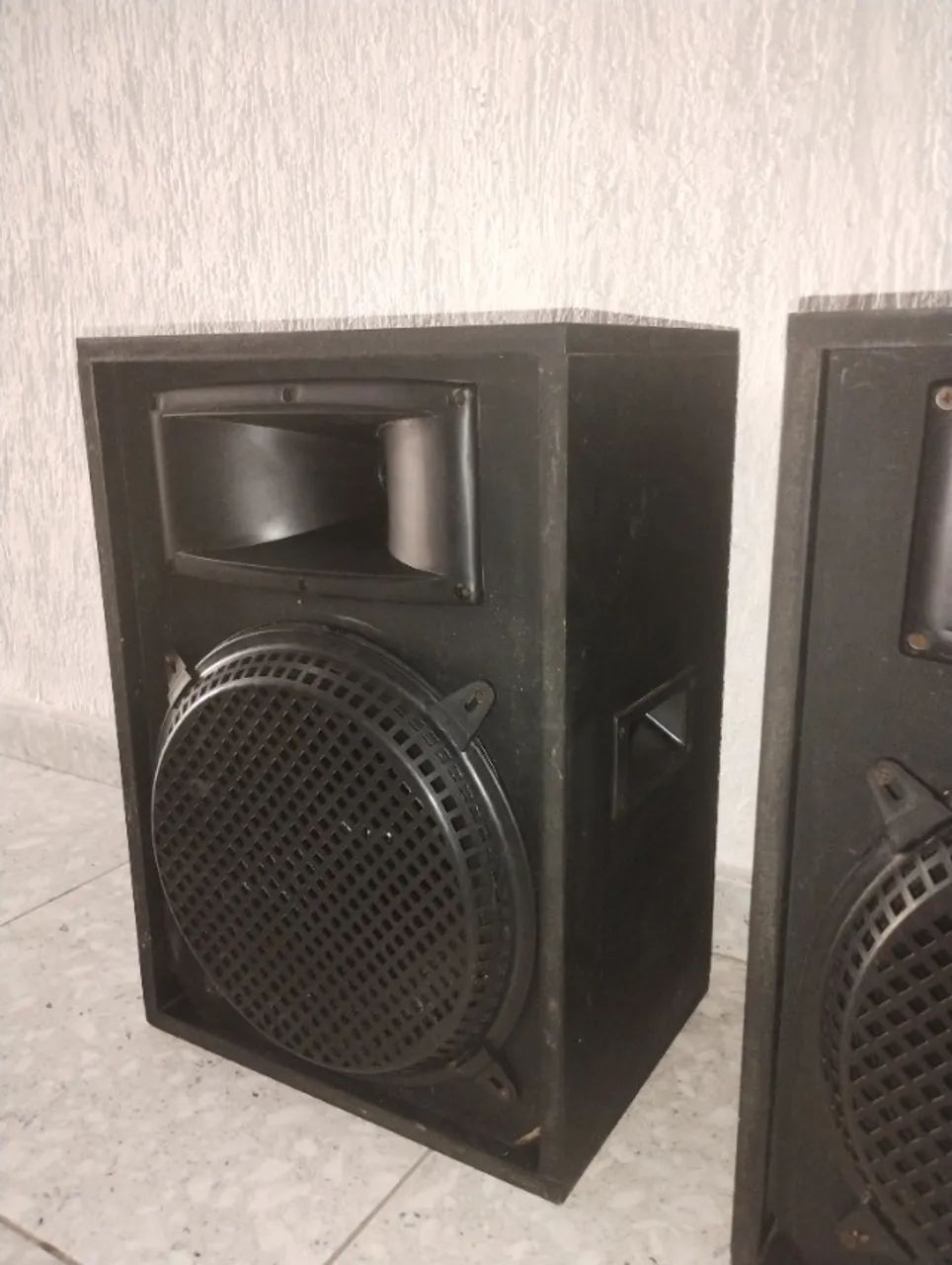 2 caixas de som passiva bossoud 300w cada semi nova - Foto 3